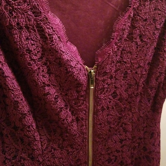 GORGEOUS lace cocktail dress - Picture 6 of 7